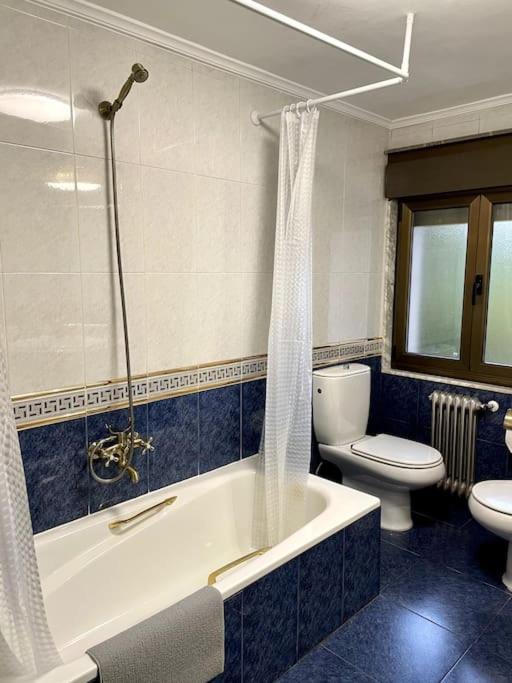 הוילה אוביידו La Casona De La Carbayeda מראה חיצוני תמונה
